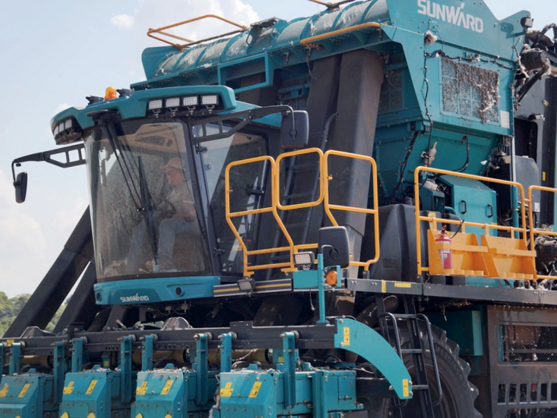 SUNWARD SWCP6A Cotton Harvester Completes First Trial Harvest in Brazil
