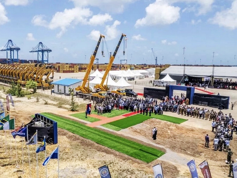XCMG Showcases 100 Pieces of Equipment at Dangote Project Groundbreaking Ceremony